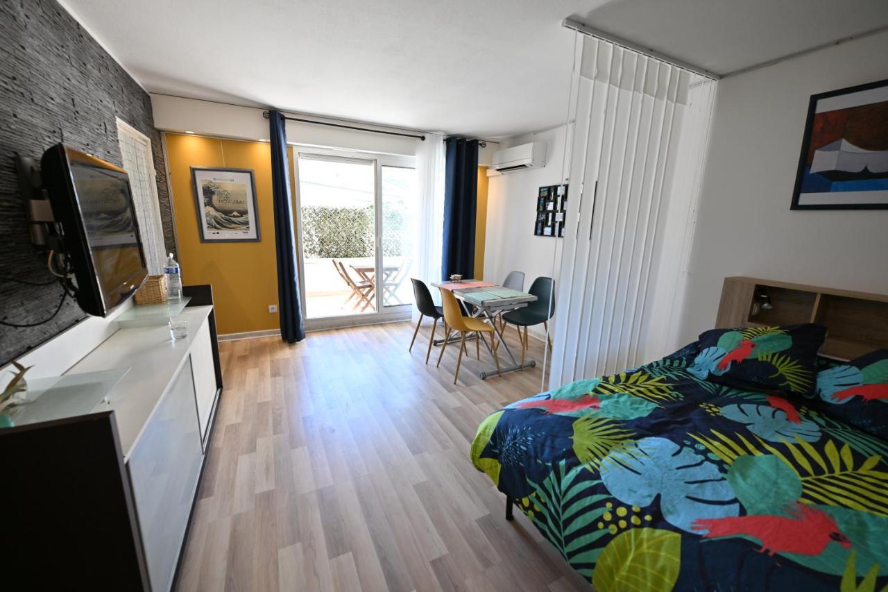 La Magnifique Apartment Манделю-ла-Напул Екстериор снимка
